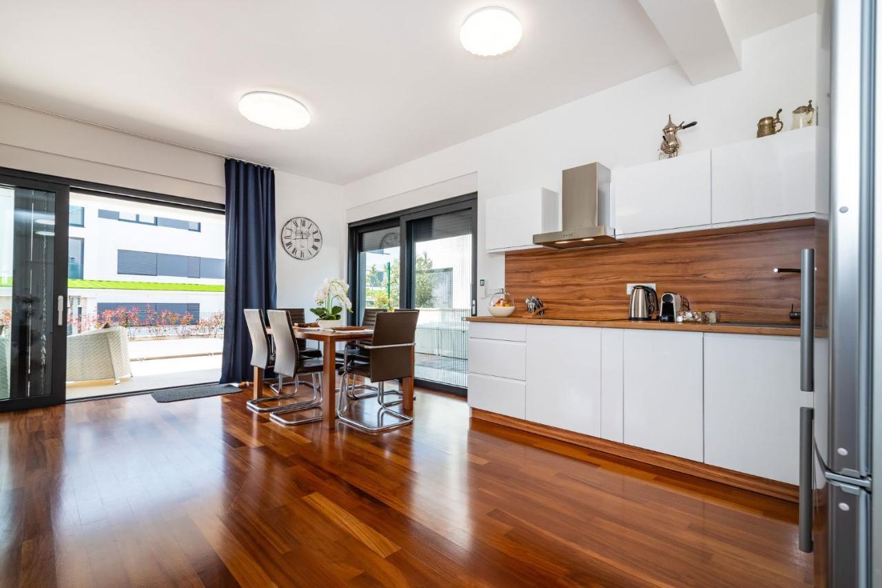 Apartman Darija Sukošan Esterno foto