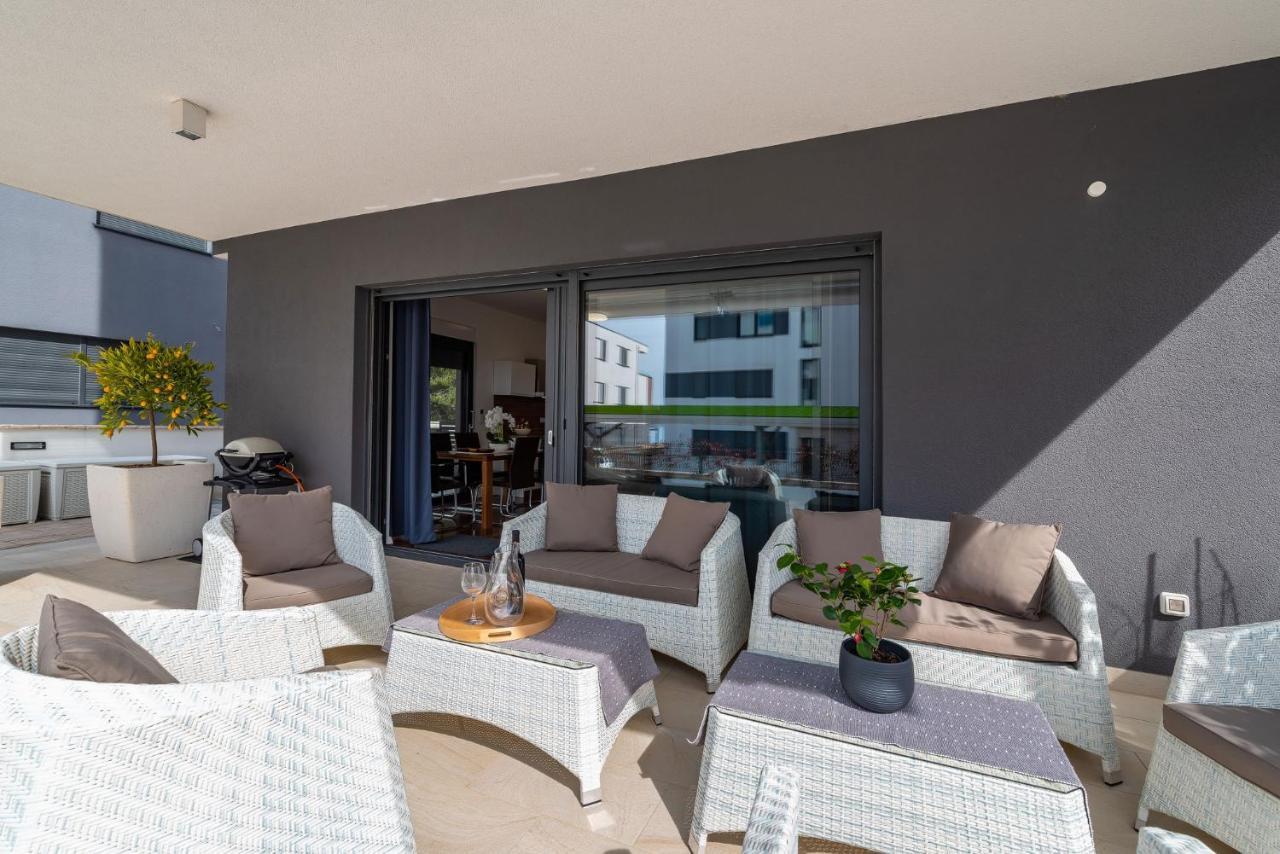 Apartman Darija Sukošan Esterno foto