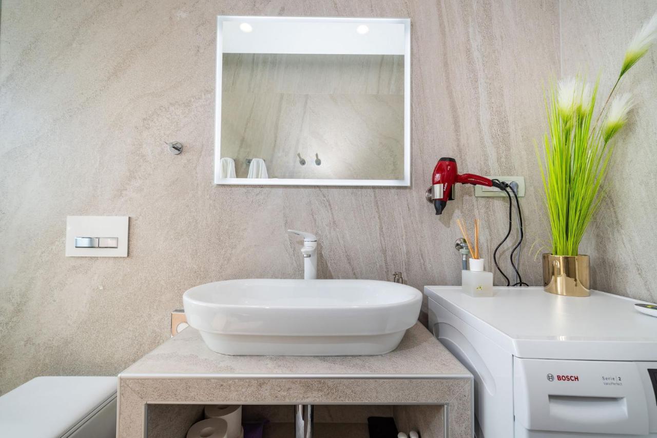Apartman Darija Sukošan Esterno foto