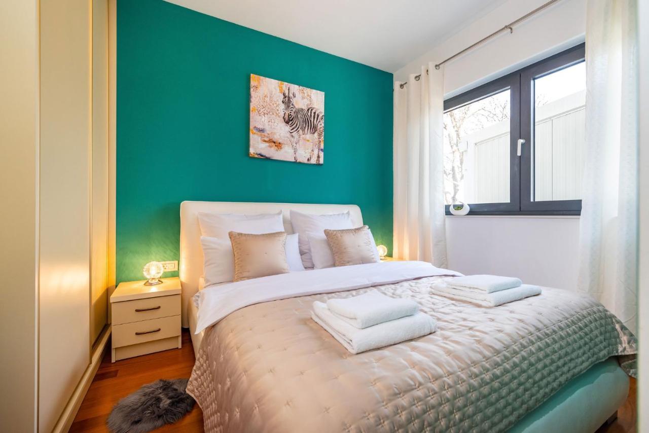 Apartman Darija Sukošan Esterno foto