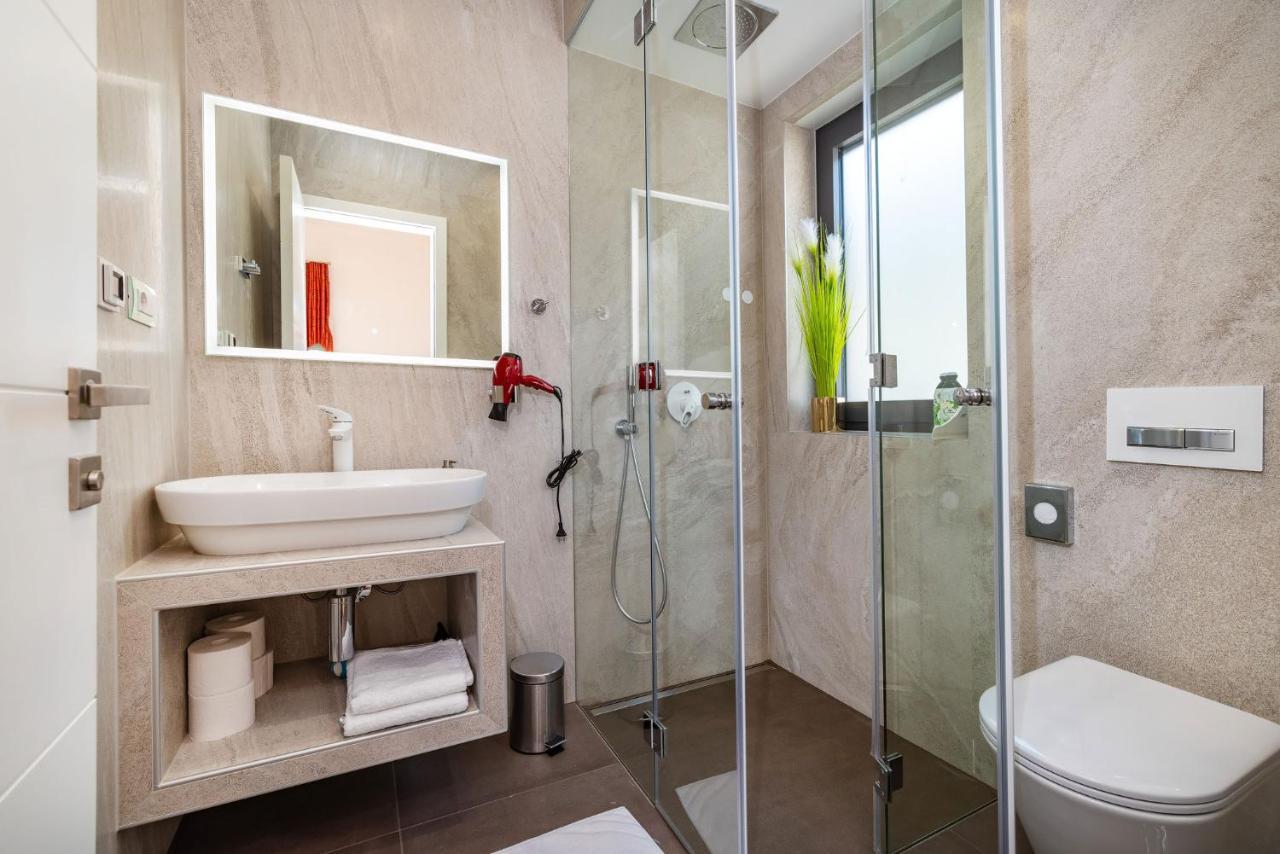 Apartman Darija Sukošan Esterno foto